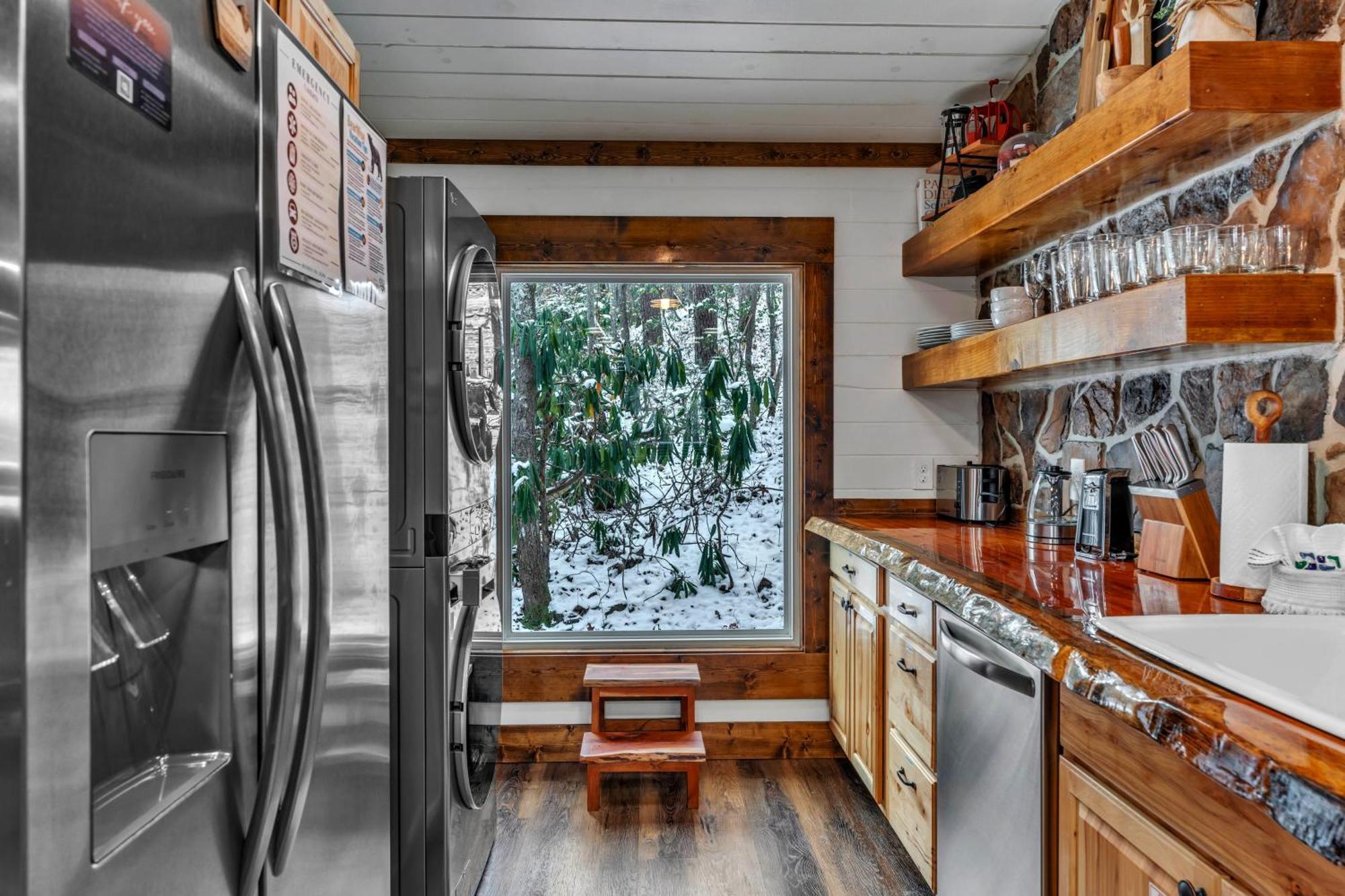 1Mile Downtown, Handicap Ramp, Hot Tub, Game Room Gatlinburg Exteriör bild